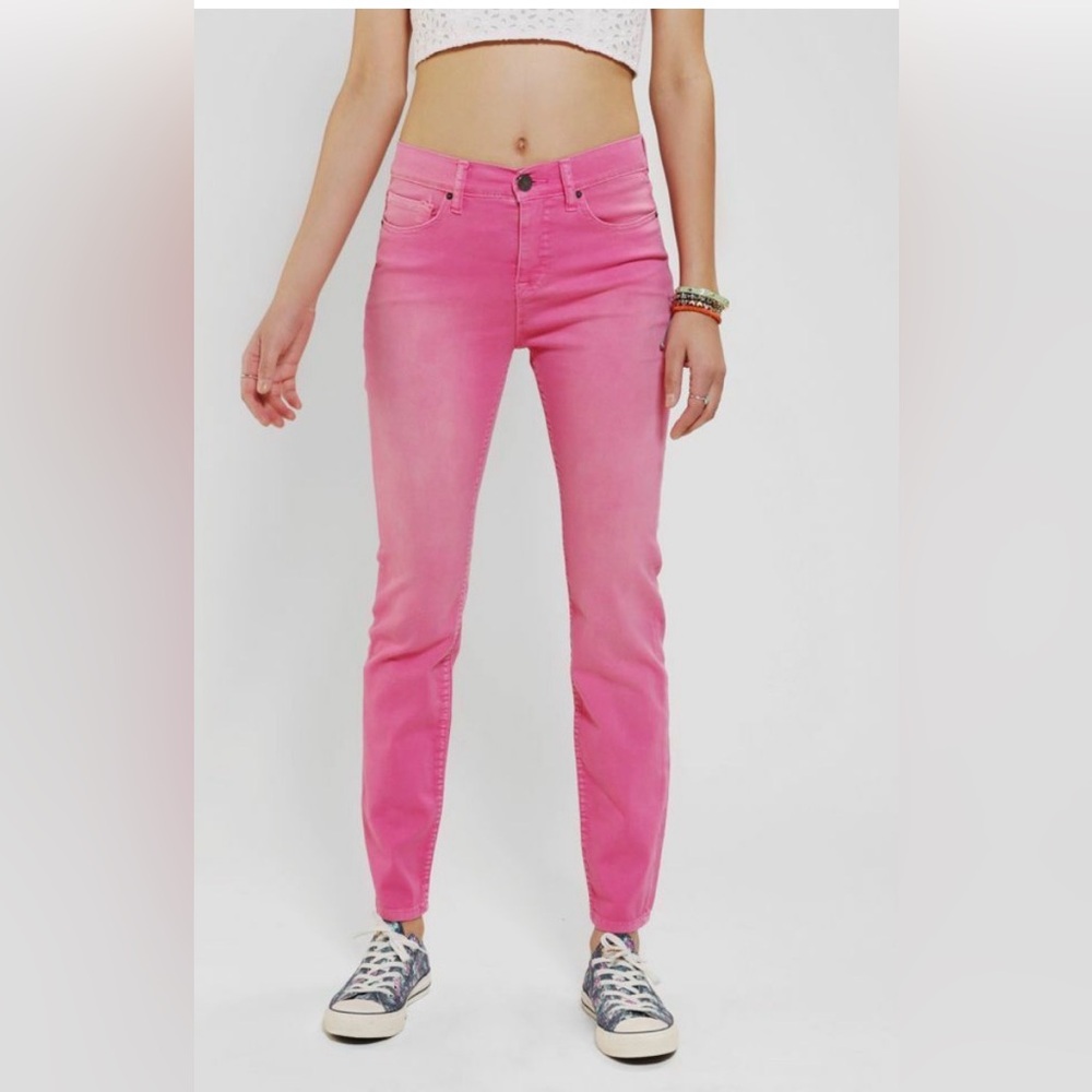 BDG High Rise Cigarette Jeans